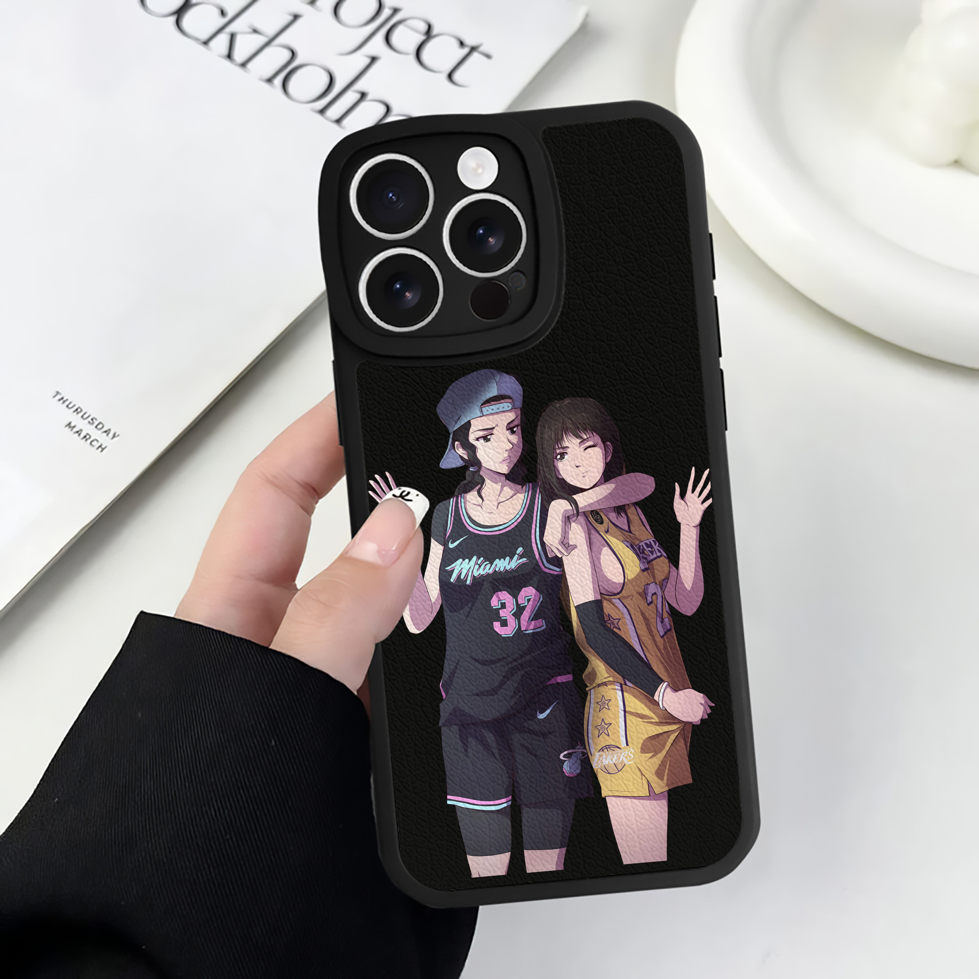 （画像用） SLAM DUNK／スラムダンク 【iPhone 16シリーズ対応】シリコンスマホケース（レザー調） 材質：シリコン